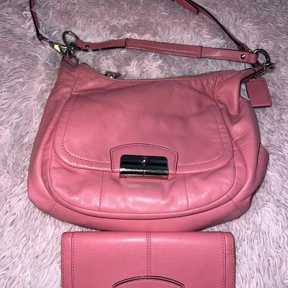 Coach Blush Pink Crossbody Bag and Wallet - Picture 9 of 13